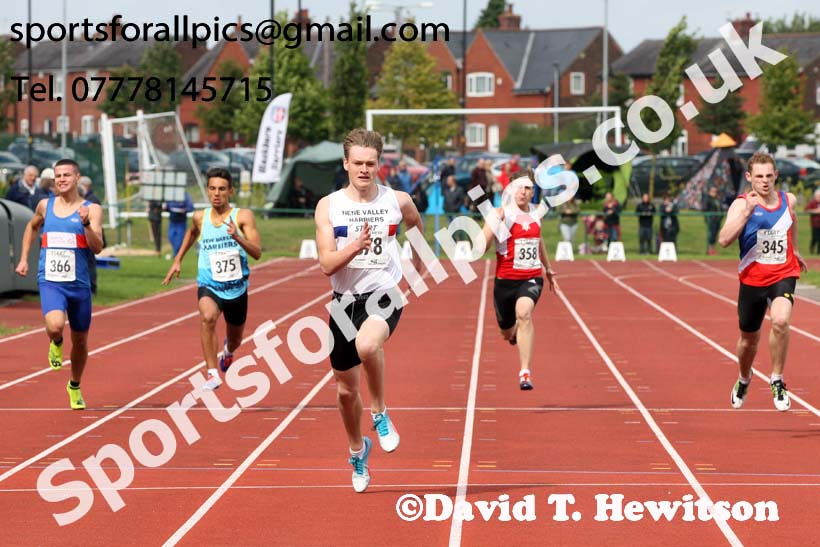 Mens under-17s 200 metres, Northern Under-17s/U-15s and U13s Champs, Leigh Sports Village, Leigh. Photo: David T. Hewitson/Sports for All Pics